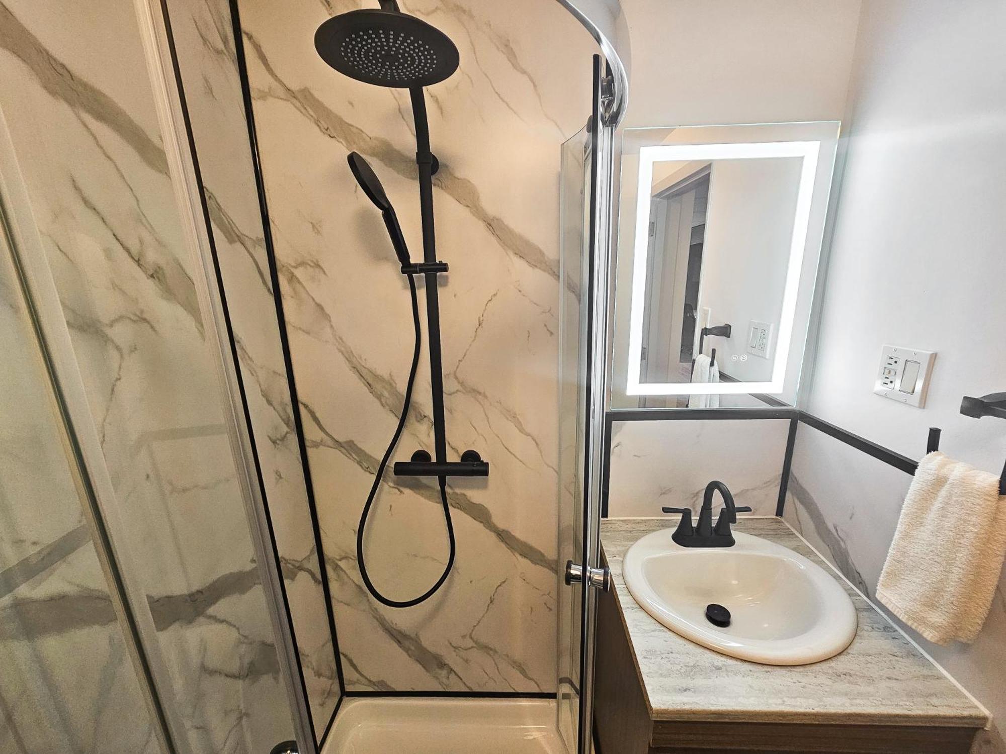 קוויבק סיטי Hotel Le Voyageur מראה חיצוני תמונה